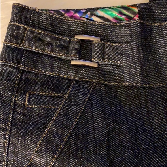 NWT Very Dark Classy Denim Capri Pants - Picture 3 of 10